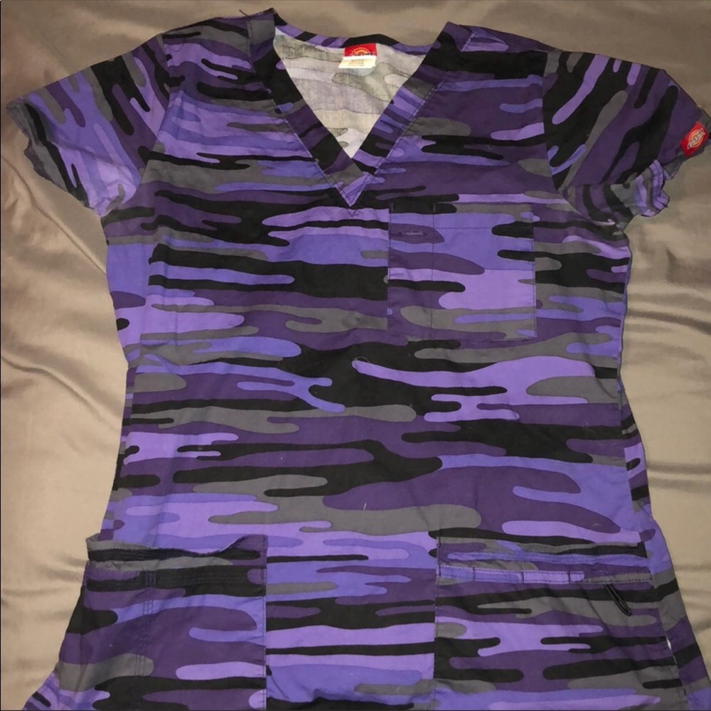 Purple Camo Scrub top !! 💜